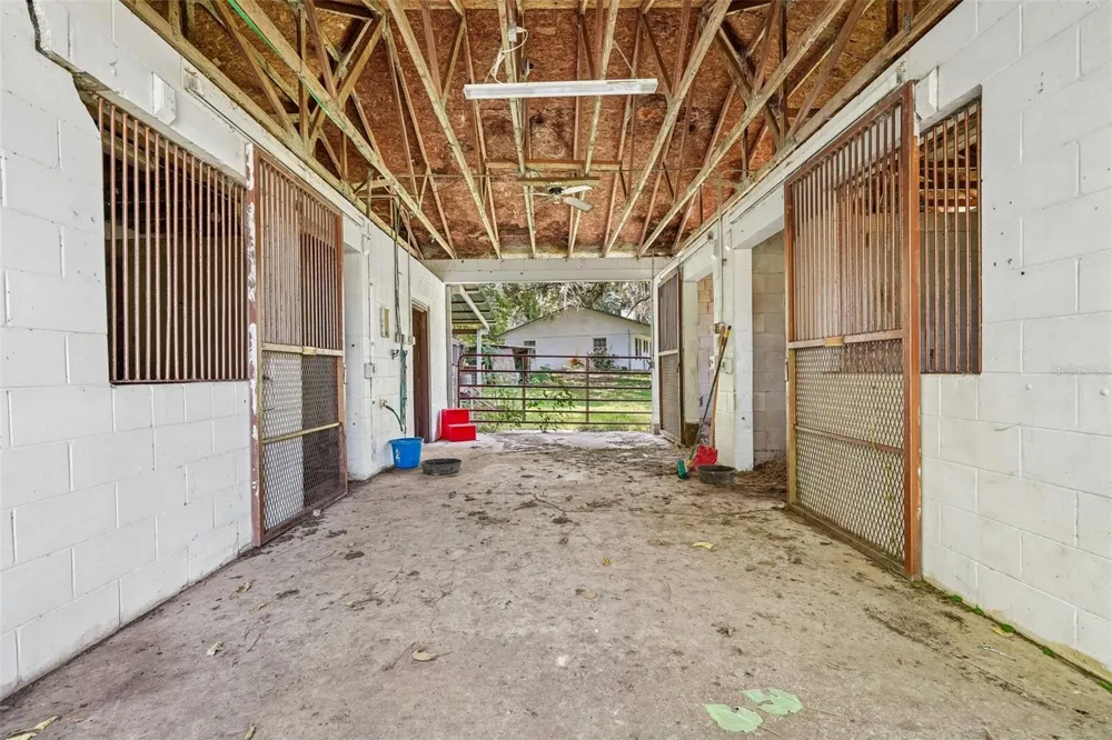 5230 NW 144TH PLACE Reddick, FL 32686