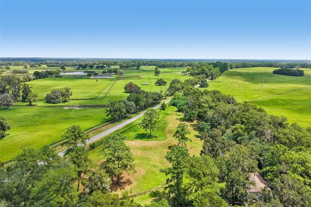 5230 NW 144TH PLACE Reddick, FL 32686