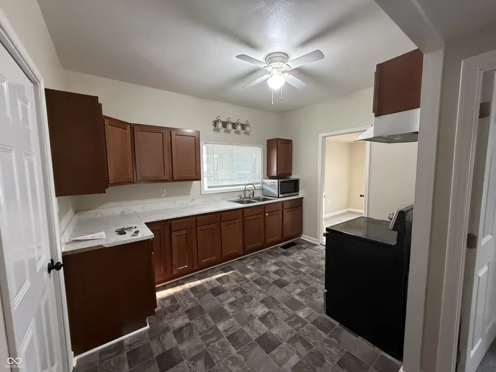 723 1st Street Shelbyville, IN 46176