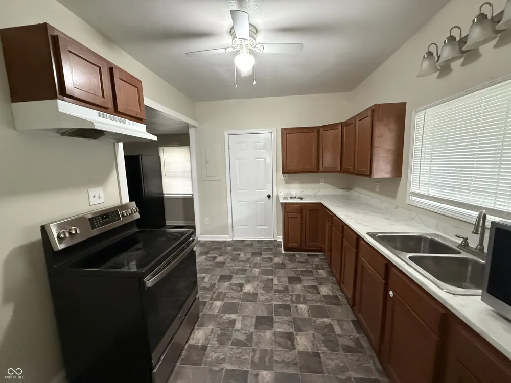 723 1st Street Shelbyville, IN 46176