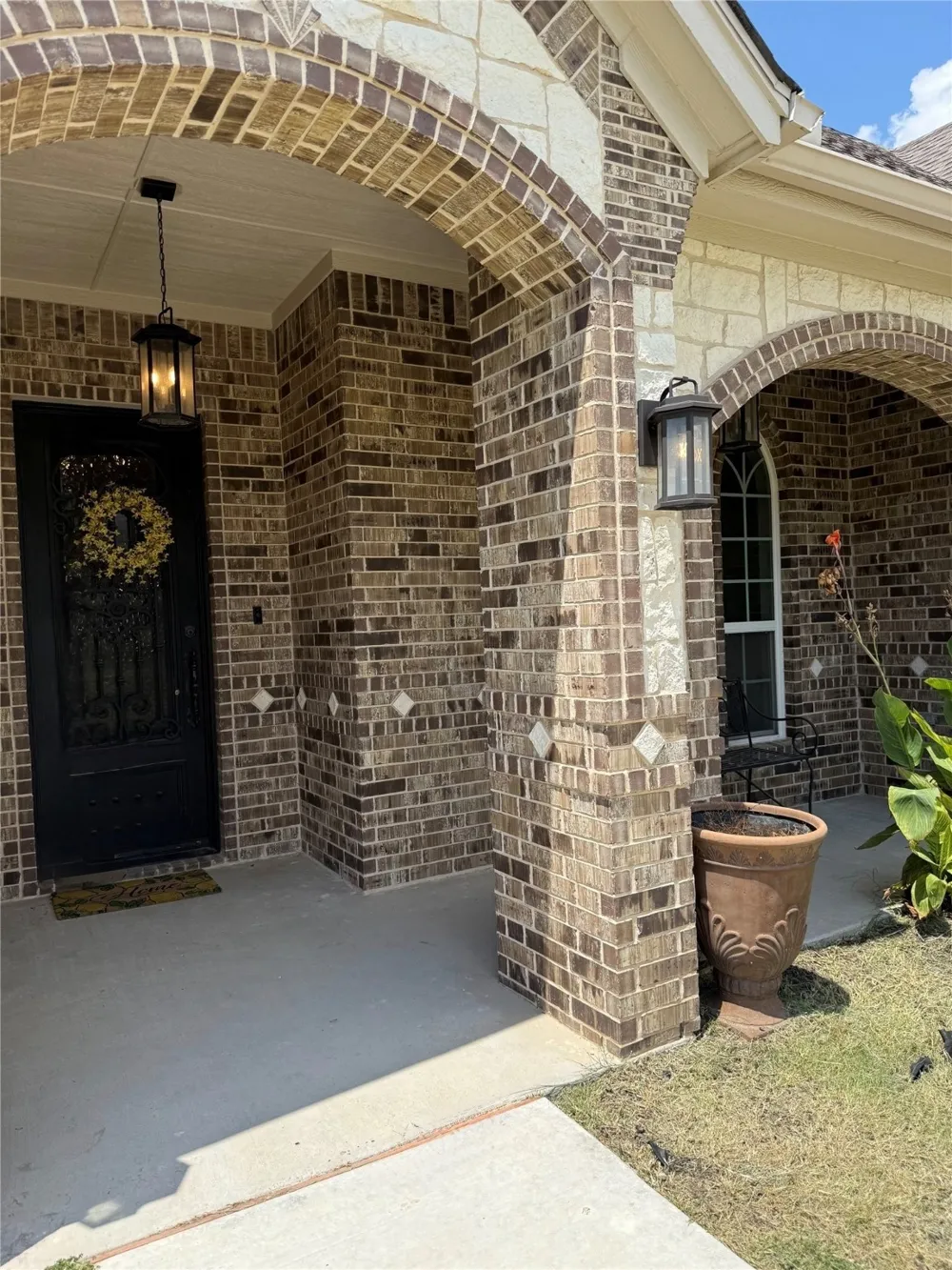 1013 Sky Court Weatherford, TX 76085