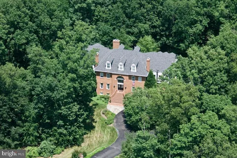 501 SENECA GREEN WAY