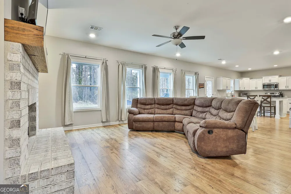 250 Mobley Bridge RD LaGrange, GA 30241
