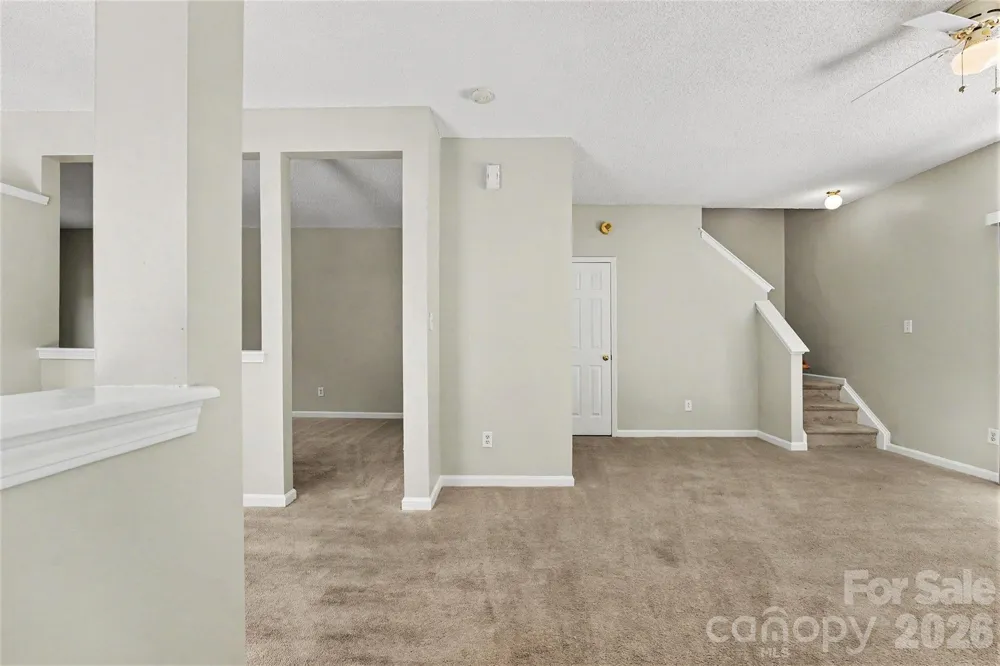 9327 Kimmel Lane Charlotte, NC 28216