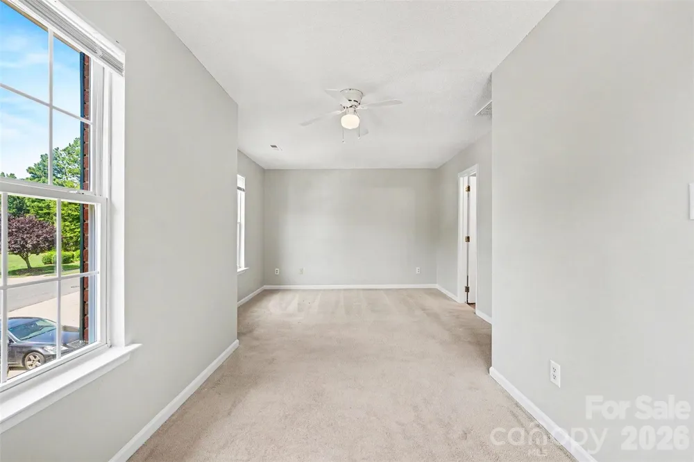 9327 Kimmel Lane Charlotte, NC 28216