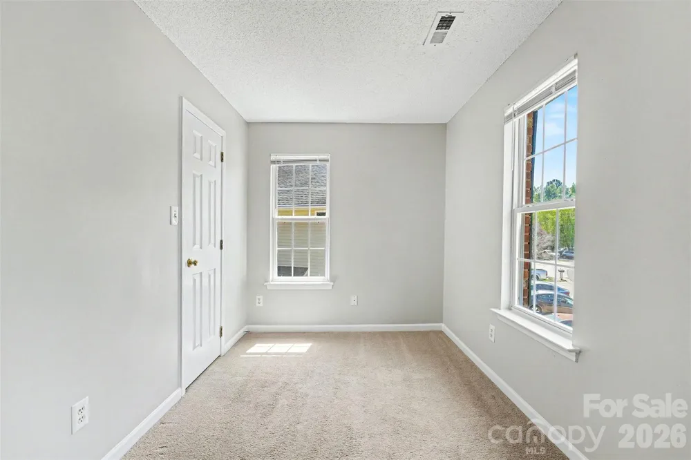 9327 Kimmel Lane Charlotte, NC 28216
