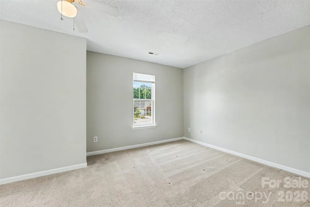 9327 Kimmel Lane Charlotte, NC 28216