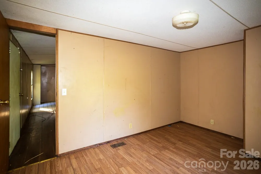 56 Longs Chapel Road Weaverville, NC 28787