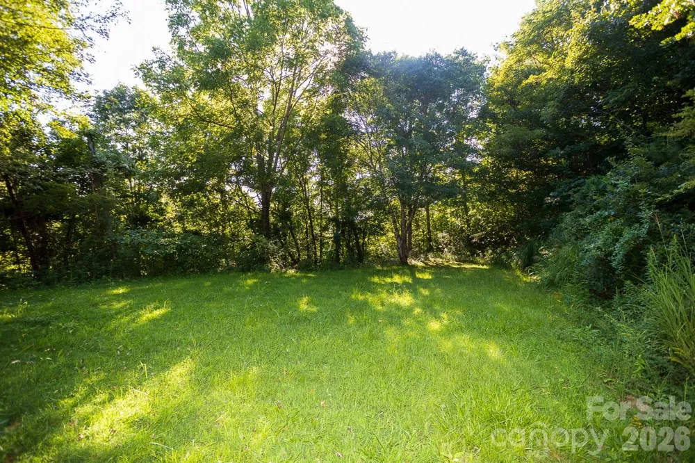 56 Longs Chapel Road Weaverville, NC 28787