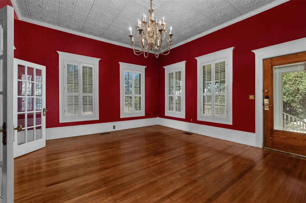 602 S 2nd Street Logansport, LA 71049