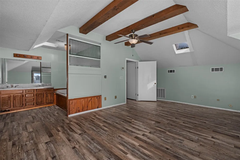602 S 2nd Street Logansport, LA 71049
