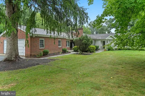 1601 COLONIAL ROAD