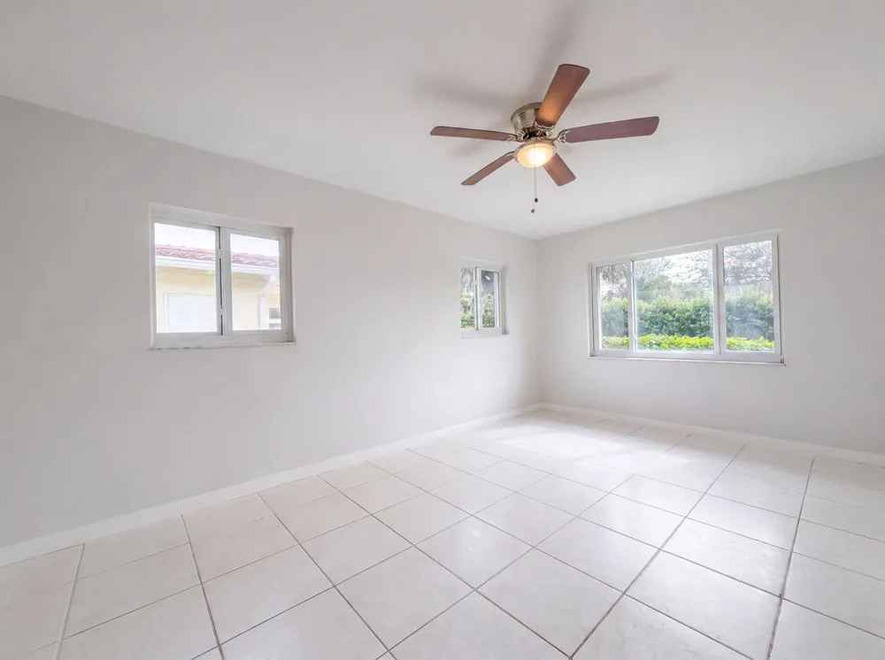 4360 NW 12th Drive Deerfield Beach, FL 33064