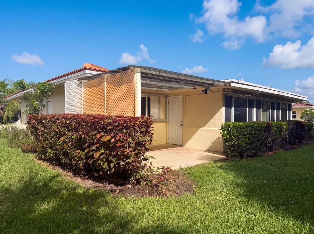 4360 NW 12th Drive Deerfield Beach, FL 33064
