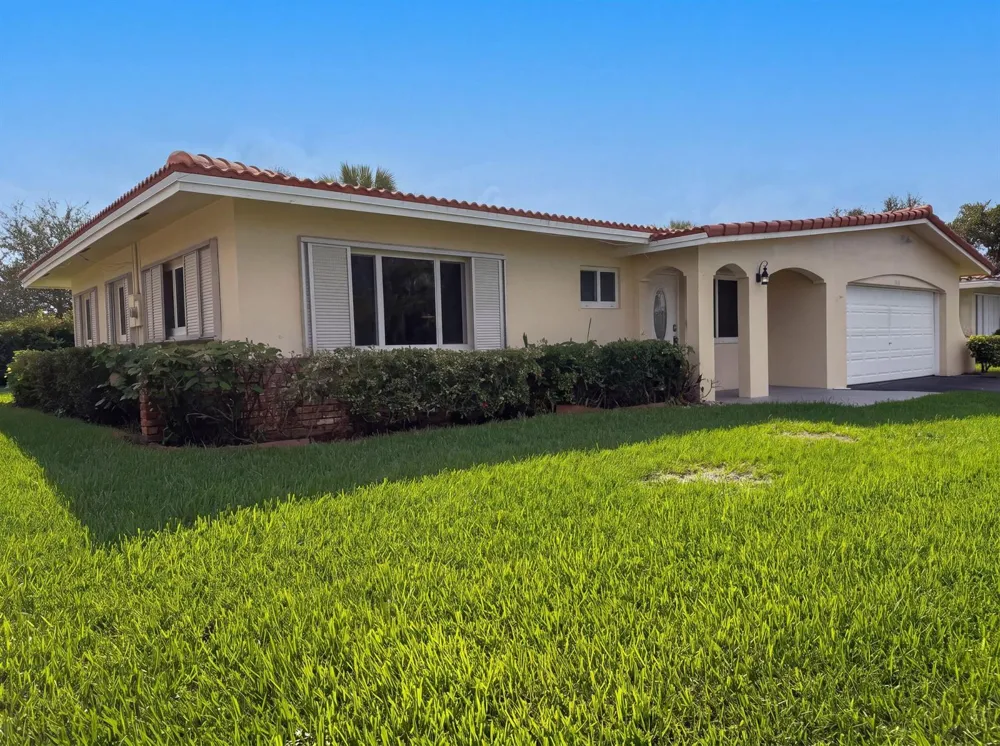 4360 NW 12th Drive Deerfield Beach, FL 33064