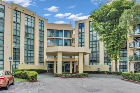 11780 SW 18th St #226-2