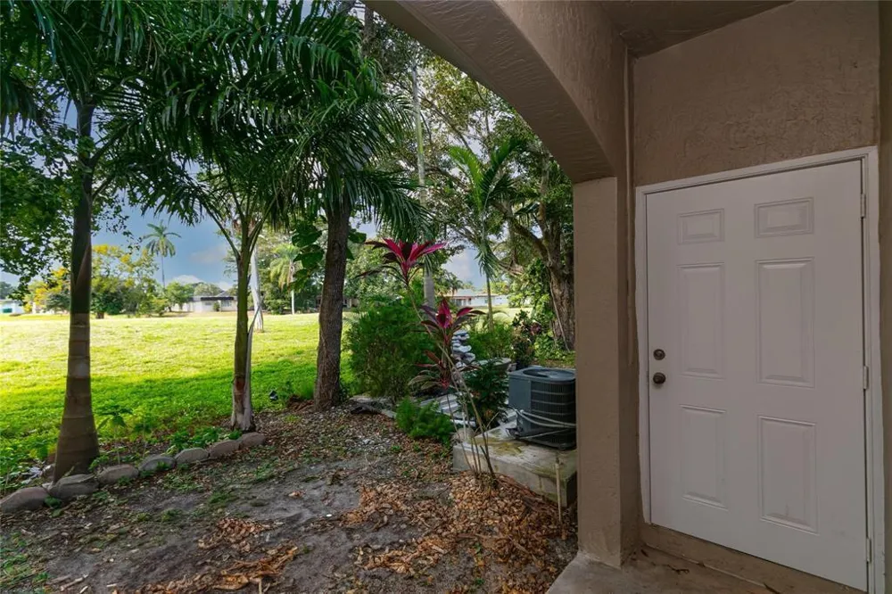 4408 Woodland Circle Tamarac, FL 33319