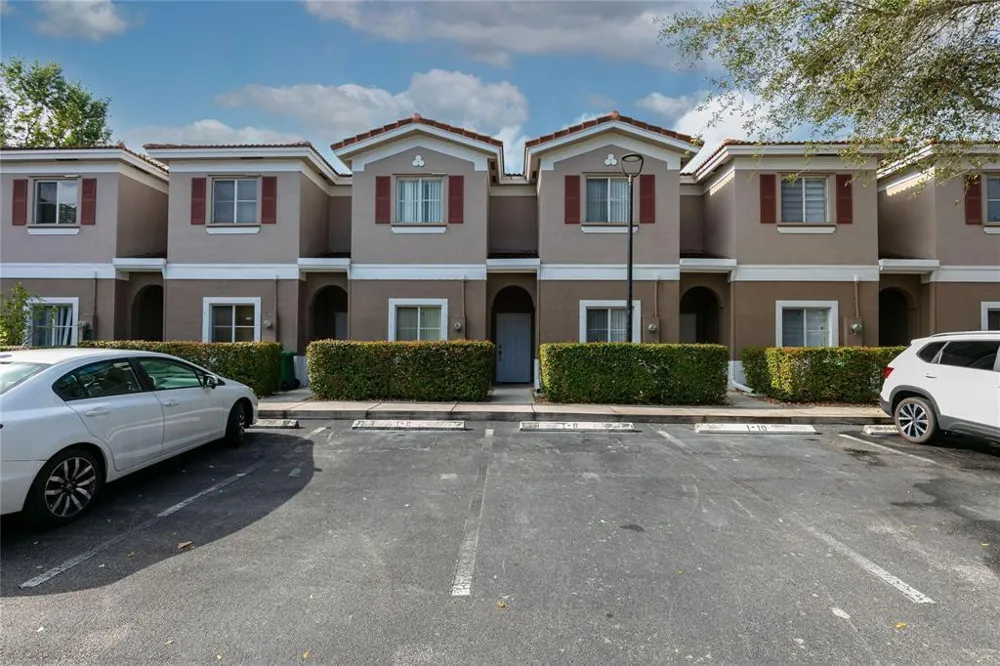 4408 Woodland Circle Tamarac, FL 33319