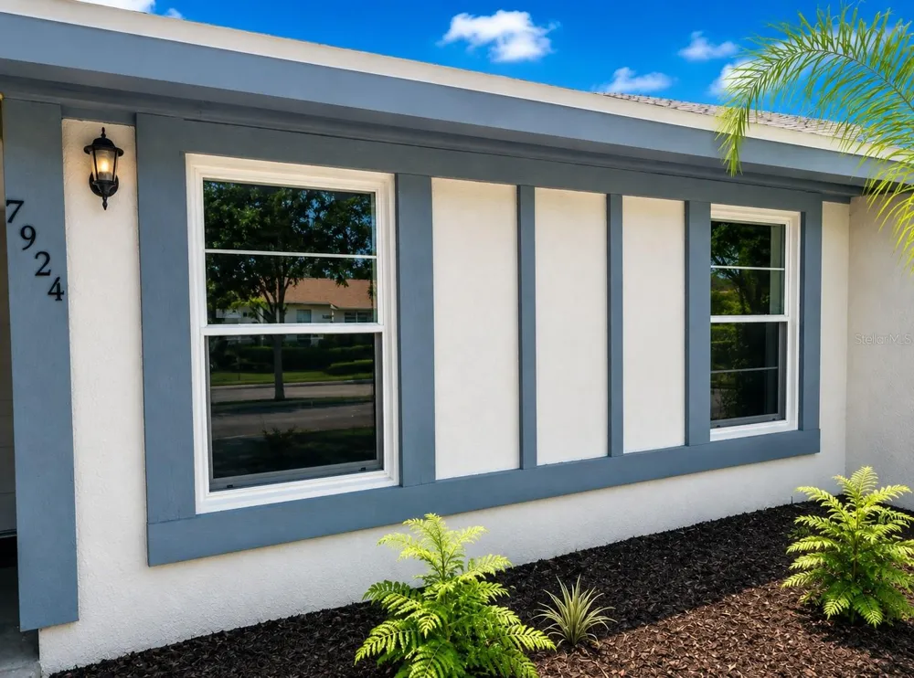 7924 GUARDSMEN STREET Orlando, FL 32822