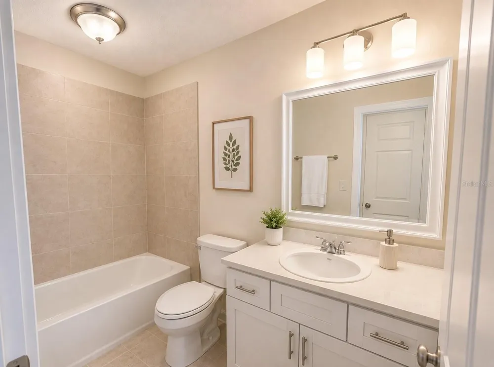 7924 GUARDSMEN STREET Orlando, FL 32822