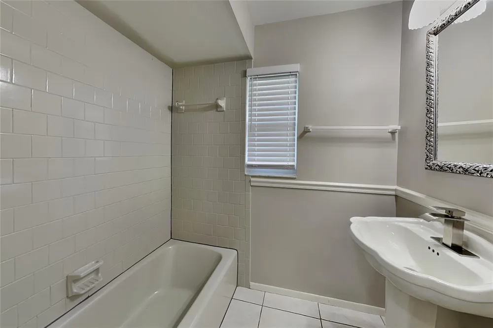 Address Not Shown Sarasota, FL 34243