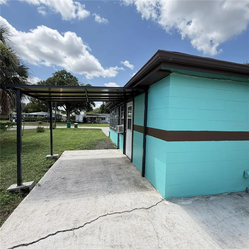 2884 TROPIC RD Melbourne, FL 32935