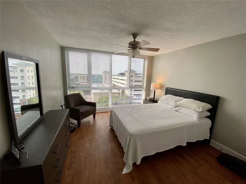 470 3RD STREET S #805 St Petersburg, FL 33701