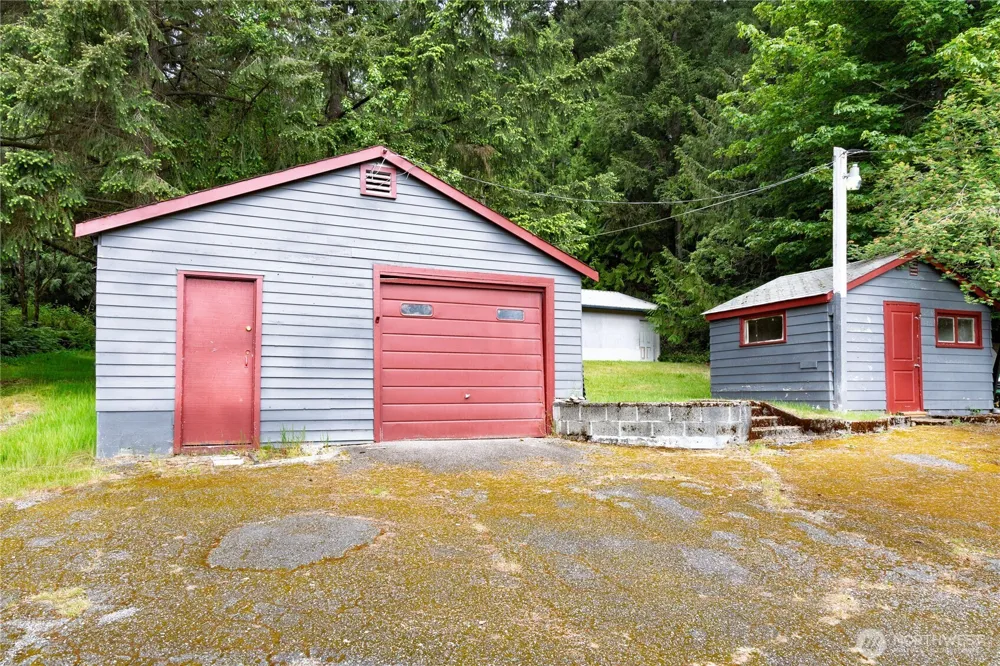 20853 Viking Avenue NW Poulsbo, WA 98370