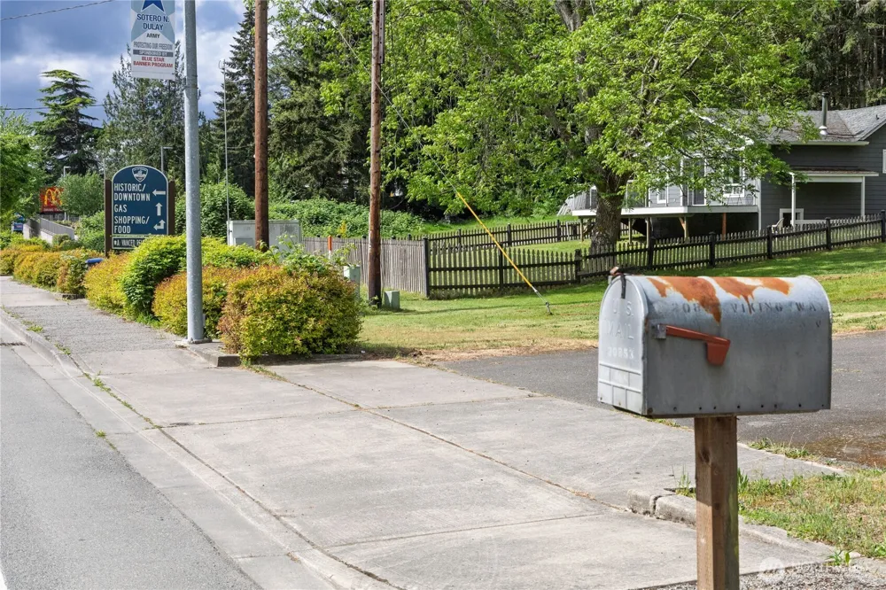 20853 Viking Avenue NW Poulsbo, WA 98370
