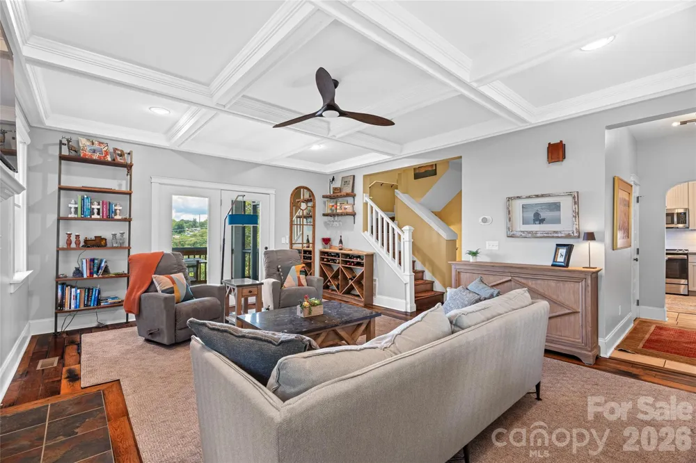 45 Logan Circle Asheville, NC 28806
