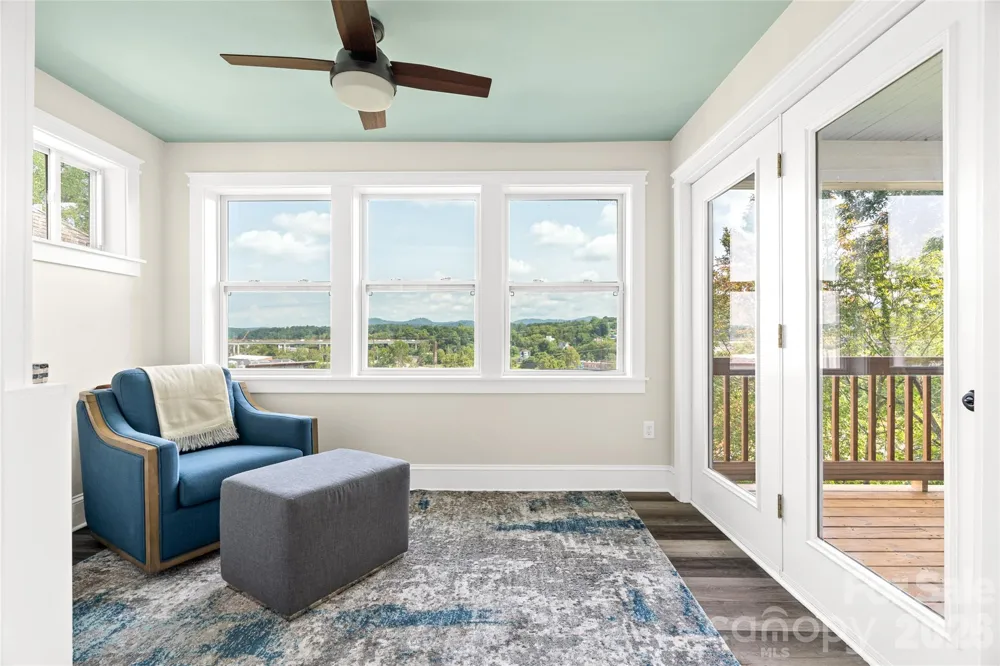 45 Logan Circle Asheville, NC 28806