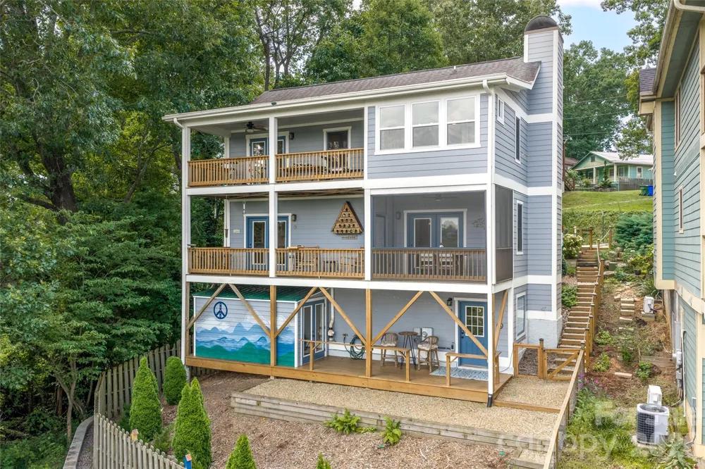 45 Logan Circle Asheville, NC 28806