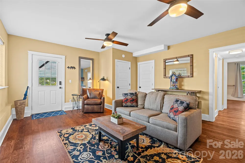 45 Logan Circle Asheville, NC 28806