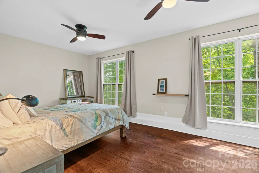 45 Logan Circle Asheville, NC 28806