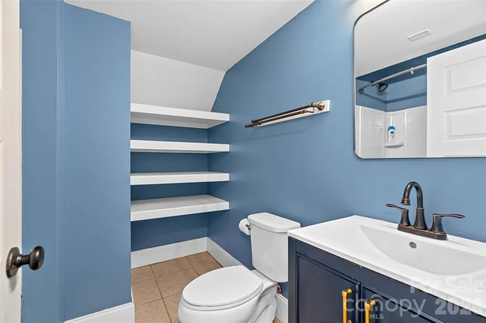 45 Logan Circle Asheville, NC 28806
