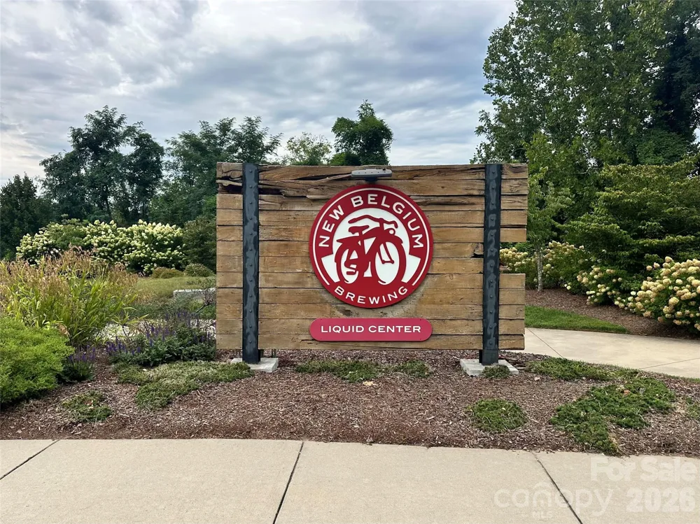 45 Logan Circle Asheville, NC 28806