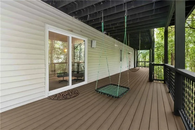 100 Kings Mill Court Roswell, GA 30075