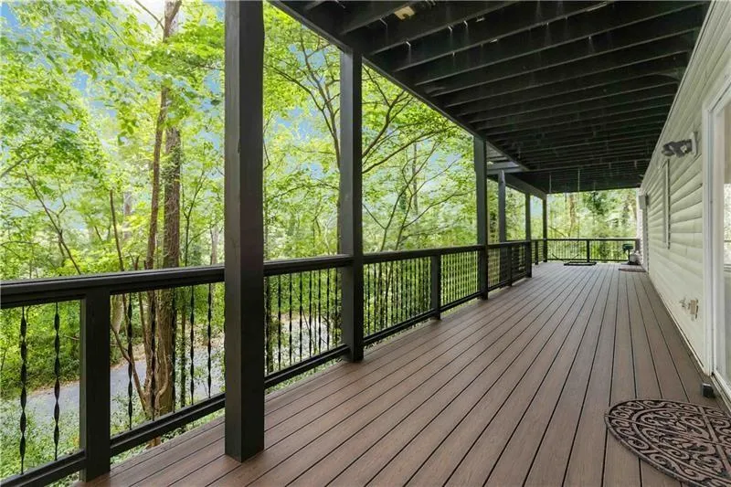 100 Kings Mill Court Roswell, GA 30075