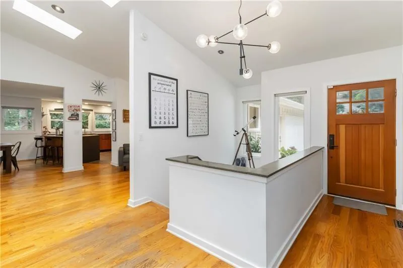 100 Kings Mill Court Roswell, GA 30075
