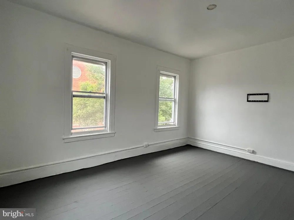 148 E WASHINGTON STREET #1 Hagerstown, MD 21740
