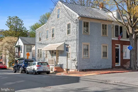 101 CHARLES STREET #C
