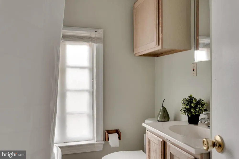 101 CHARLES STREET #C Annapolis, MD 21401