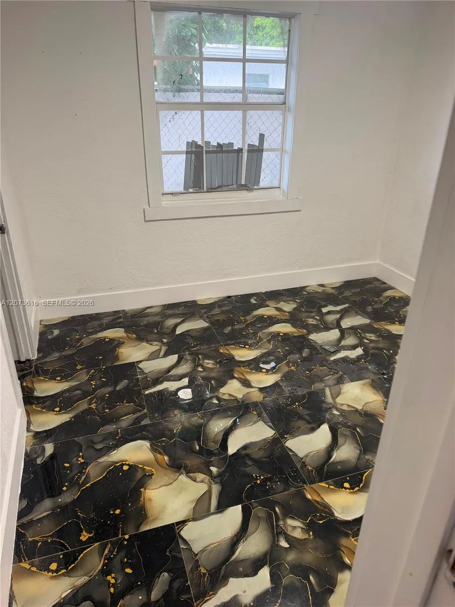 2500 NW 91st St Miami, FL 33147