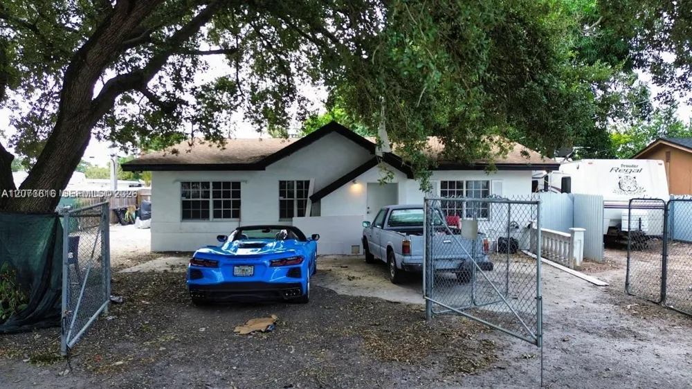 2500 NW 91st St Miami, FL 33147