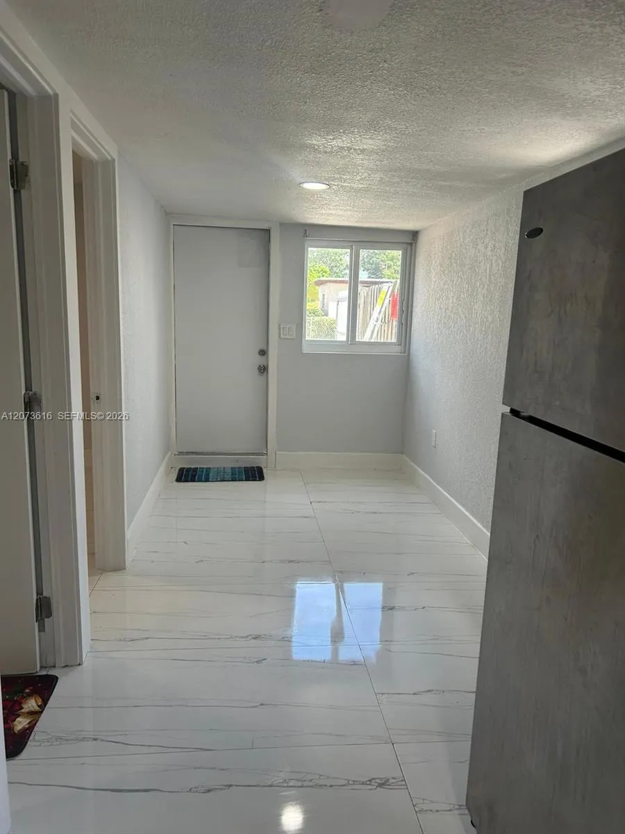 2500 NW 91st St Miami, FL 33147