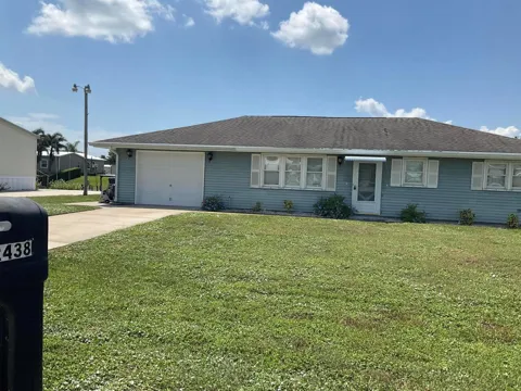 2438 SE 32nd Street