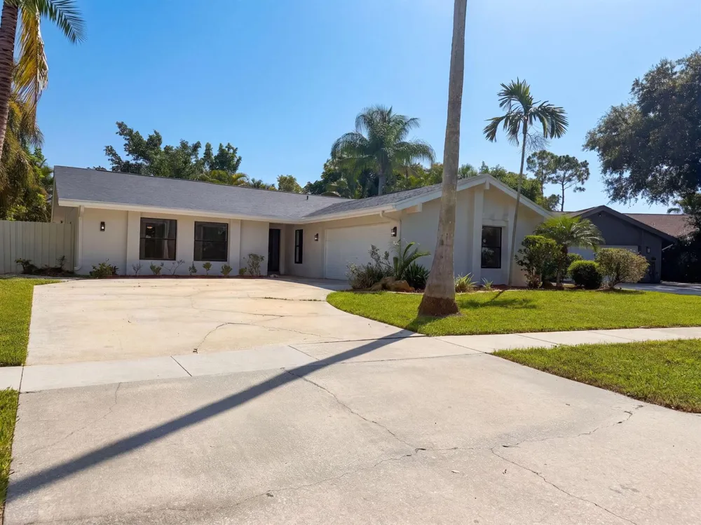 888 Brightwood Wellington, FL 33414
