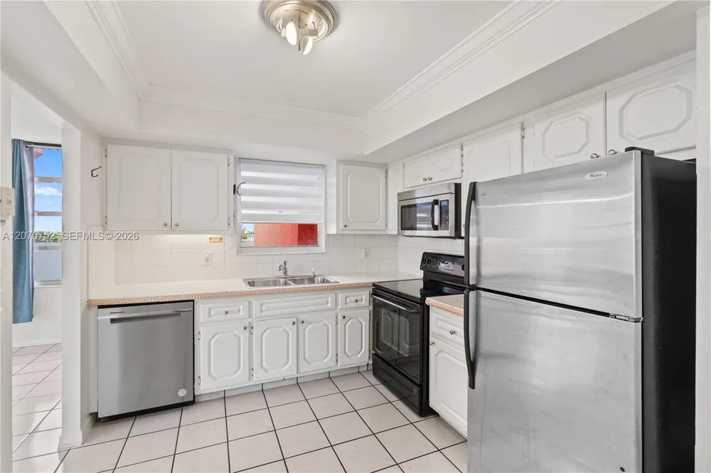 1301 NE Miami Gardens Dr #505W Miami, FL 33179