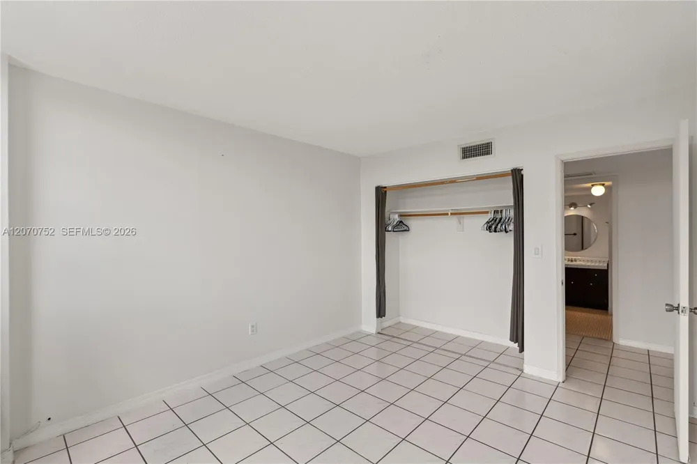 1301 NE Miami Gardens Dr #505W Miami, FL 33179