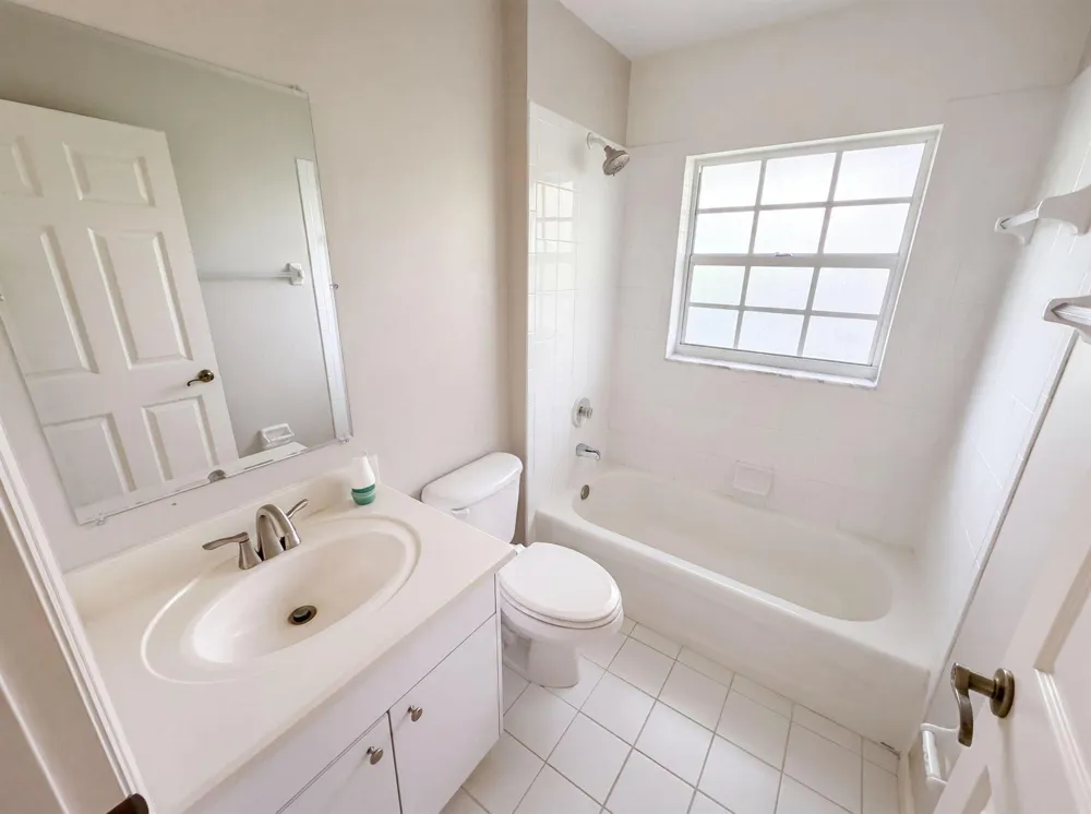 400 46th Vero Beach, FL 32968